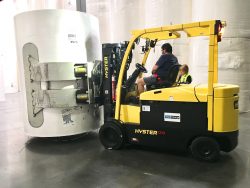 (English) Paper and Pulp Operations Case Study: OneCharge Lithium Batteries Increase Runtime, Bring Massive Energy and Labor Savings. (English) Paper and Pulp Operations Case Study: OneCharge Lithium Batteries Increase Runtime, Bring Massive Energy and Labor Savings.
