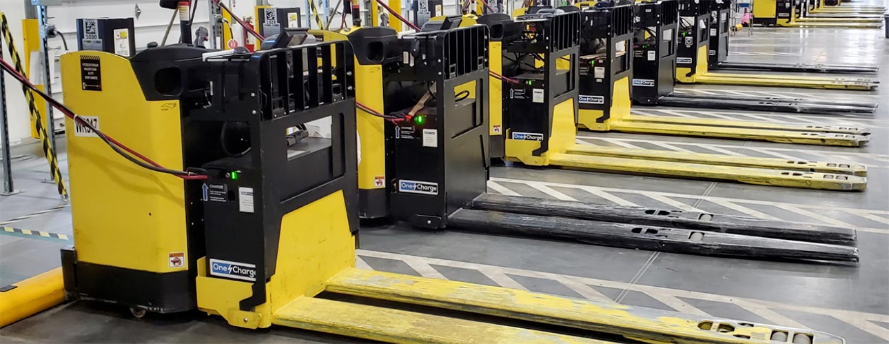 Order-picker Class II lift truck powered by Onecharge lithium battery